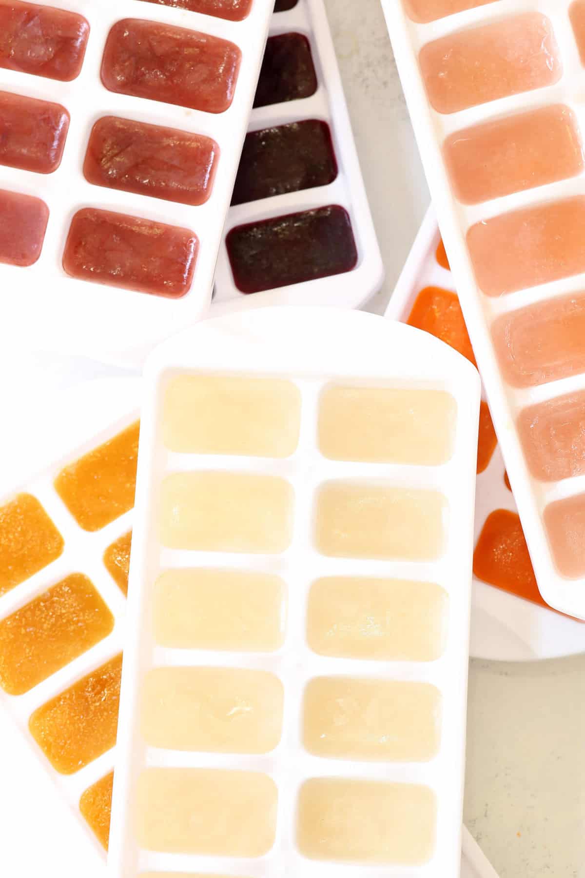 This new ice cube tray has been designed to freeze liquids in 10 minutes