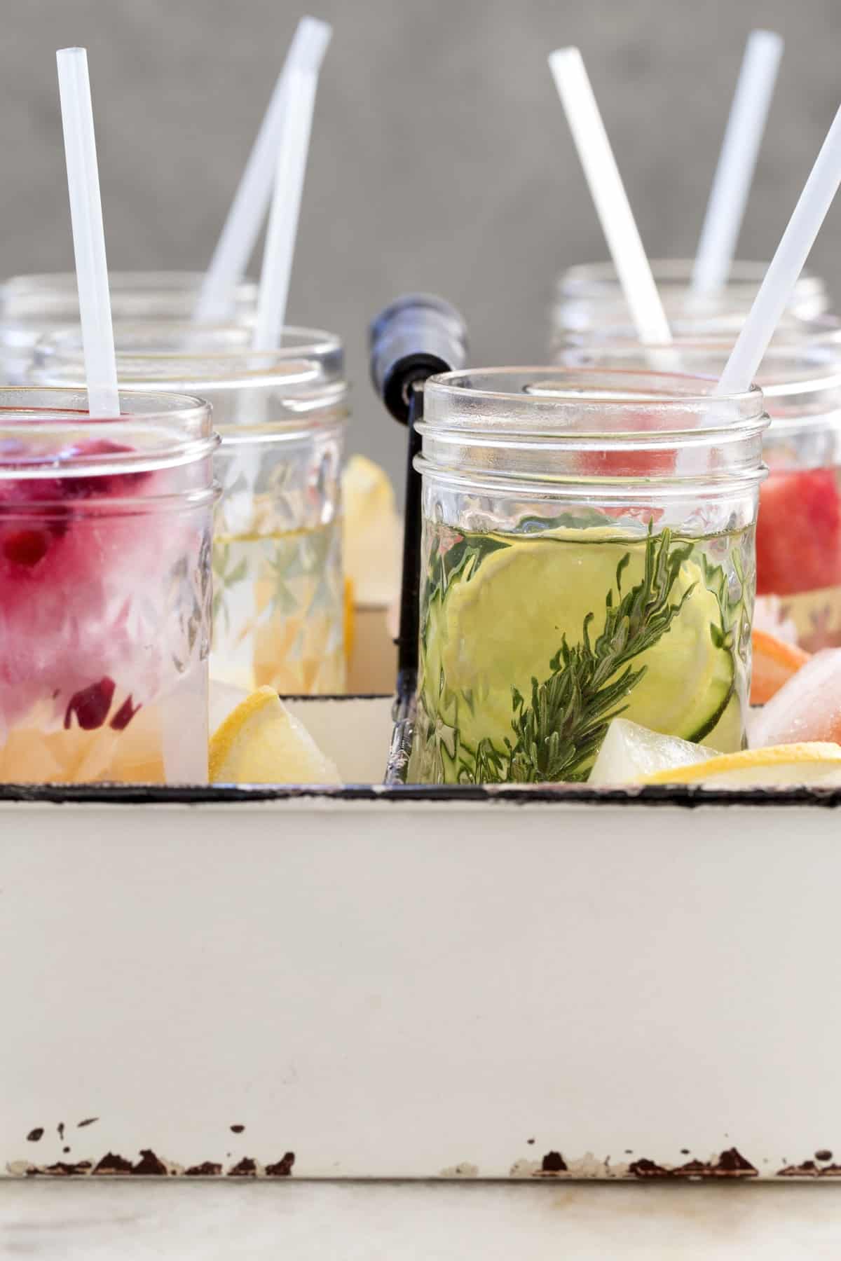 https://www.theharvestkitchen.com/wp-content/uploads/2019/11/infused-detox-water-scaled.jpg