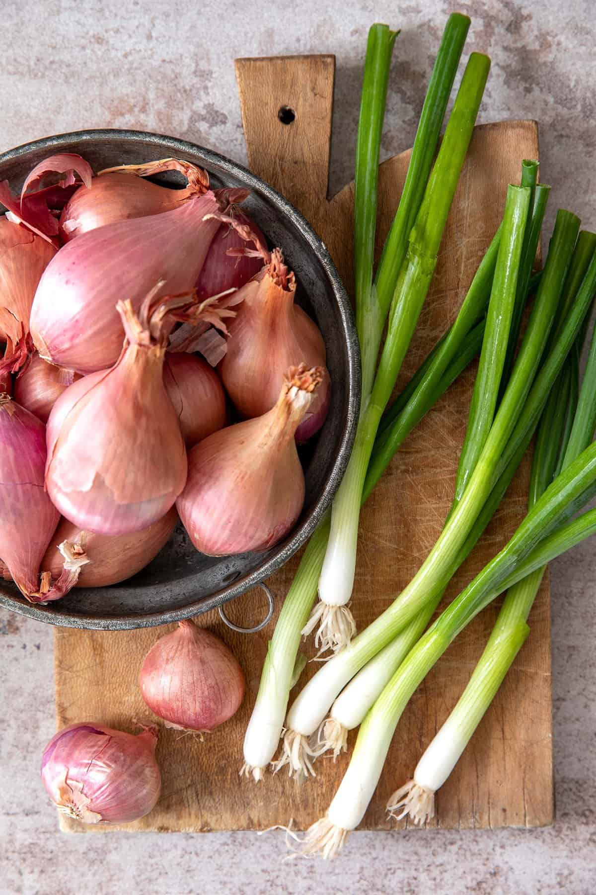 A Shallot Substitute: Two Options You Probably Have In Your Pantry, Recipe
